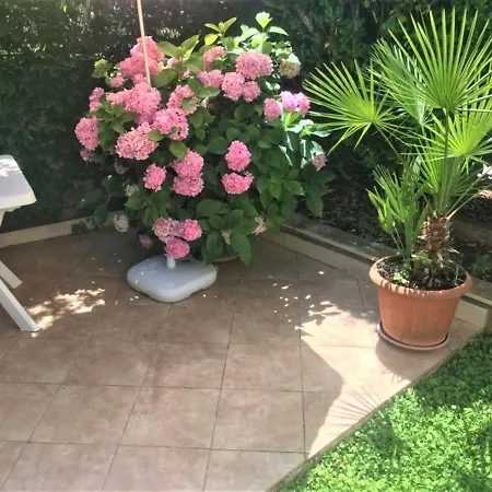 Mary Apartamento Trogir